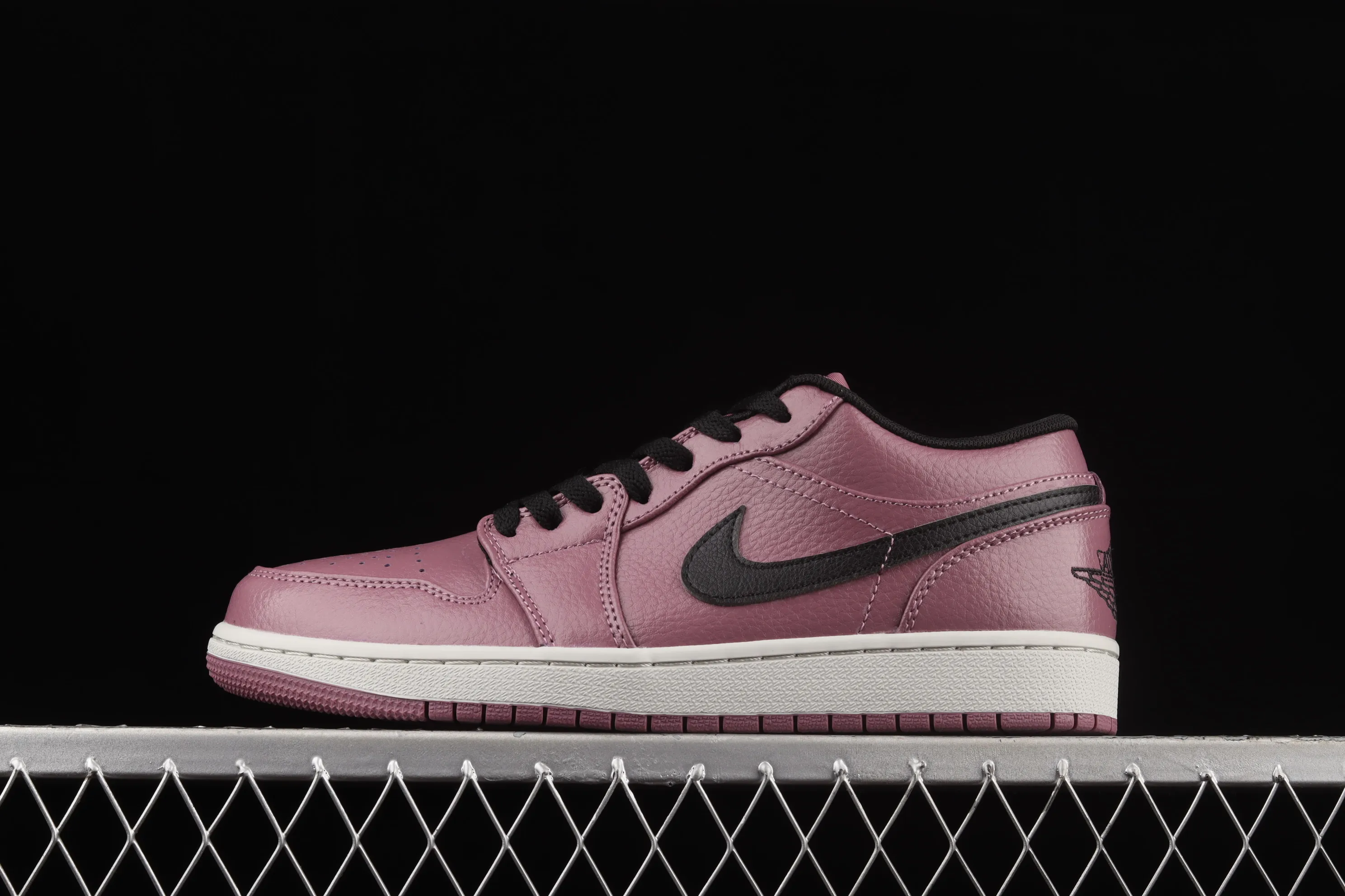All categories Air Jordan Jordan series basketball shoes Air Jordan 1 Low Air Jordan 1 Low "Magenta" AJ1 Joe 1 magenta black low-top cultural and leisure sports sneakers DC7268-500
